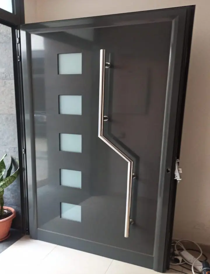 instalacion puerta de seguridad